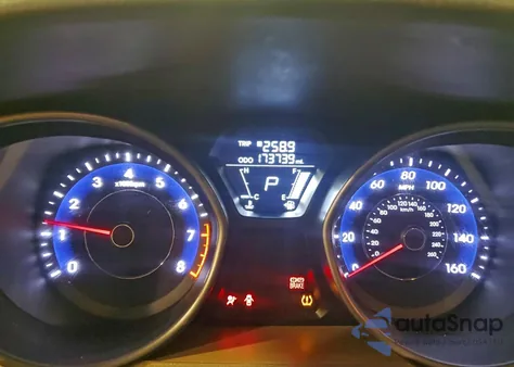 2013 Hyundai Elantra Gls z USA, uszkodzony, nr VIN 5NPDH4AE2DH269587